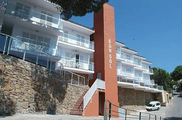 アパート Bon Sol Apartamentos レスタルティット スペイン