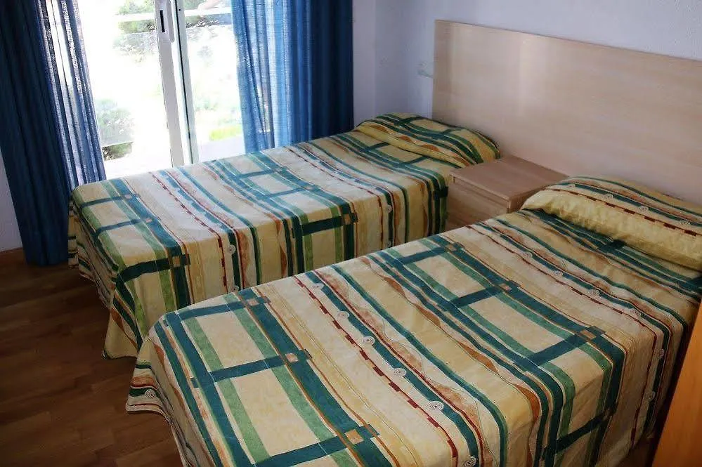Bon Sol Apartamentos レスタルティット アパート