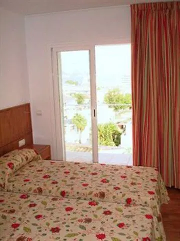 Bon Sol Apartamentos レスタルティット 0*,